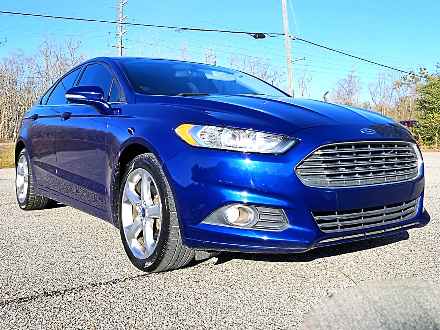 2015 Blue Ford Fusion SE (3FA6P0T96FR) with an 2.0L L4 DOHC 16V engine, Automatic transmission, located at 18001 Kellogg Rd, Saucier, MS, 39574, (228) 832-1441, 39.421459, -76.641457 - Photo#19